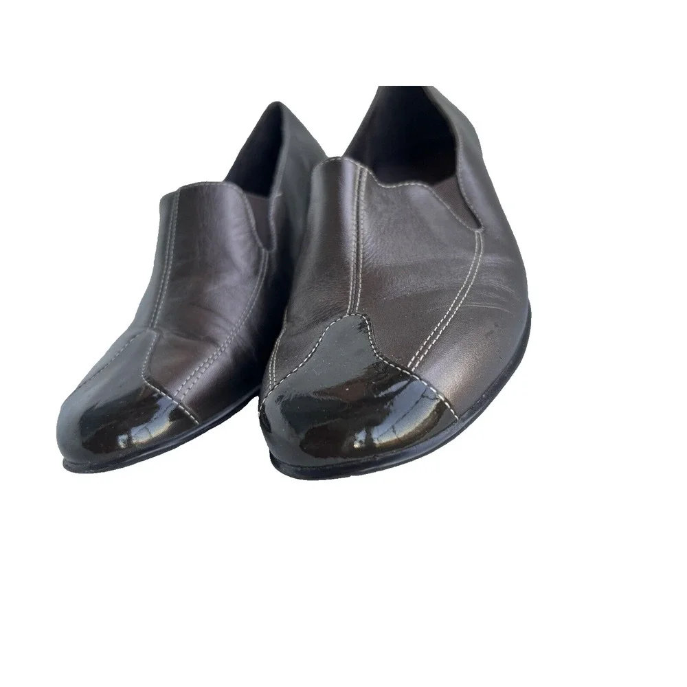 Walking Cradles Women's 1.5 heel metallic brown Size 8 1/2 M comfort shoes